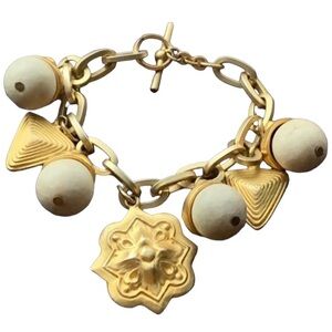 Marcy Felds Designer Vintage Gold Metal White Wood Beaded Bracelet Jewelry
